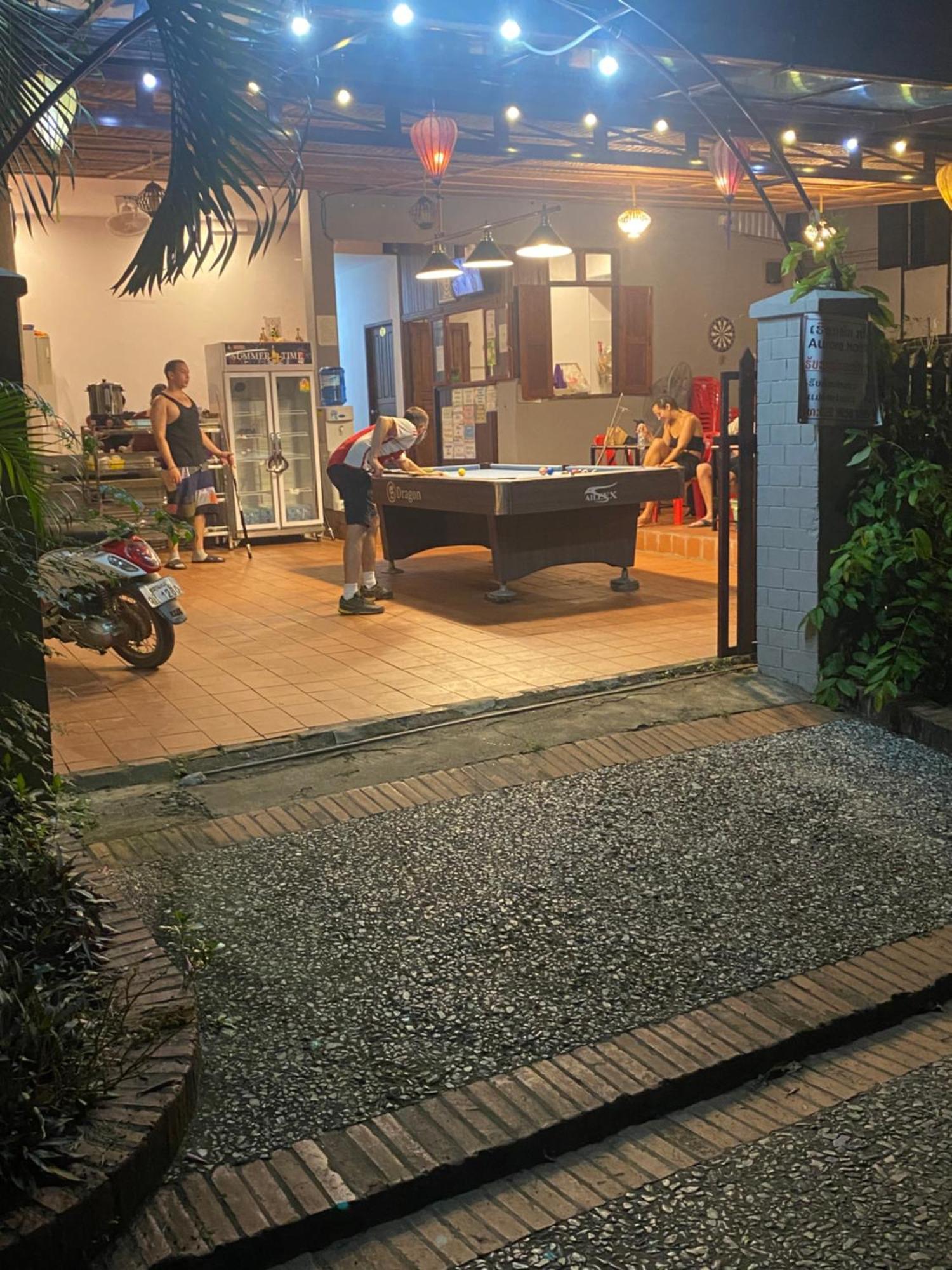 Aurora Backpackers Hostel Luang Prabang Exterior foto